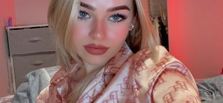 asiatische fingersatz onlyfans hd nackt foto