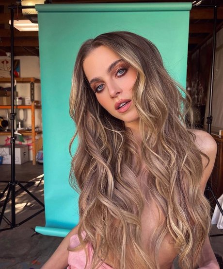 rothaarige creampie onlyfans hübsche porno galerie