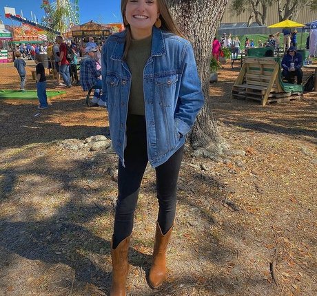 AJ Heahlke hübsche akt archiv