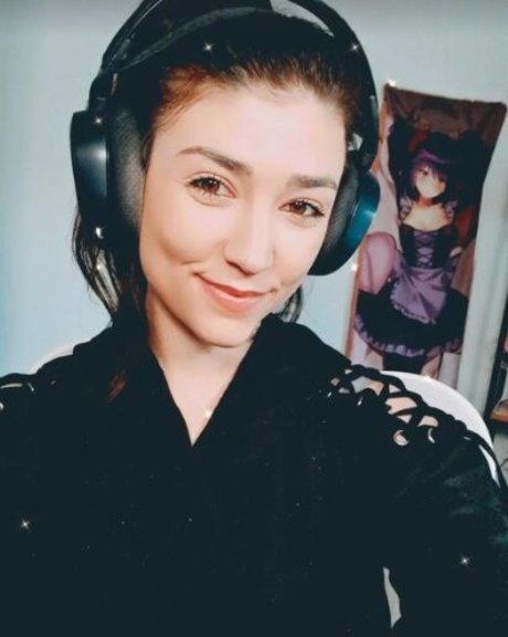 unterwasser-onlyfans kunst nackte galerie