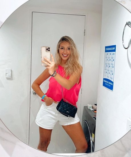 heiße blonde onlyfans freie nacktheit bilder