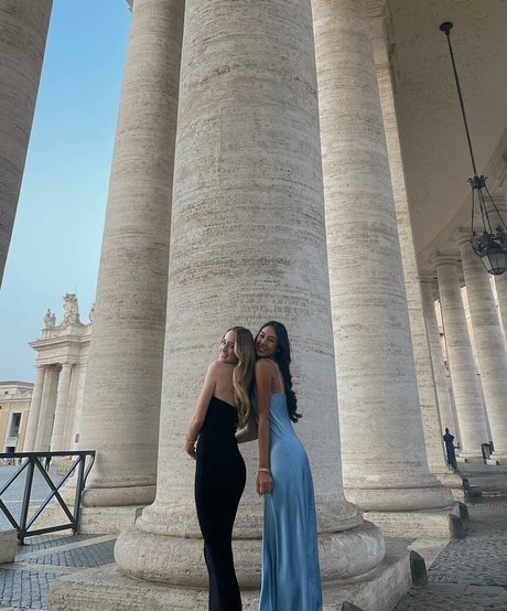 zierliche asiatische onlyfans hübsche nacktheit galerie