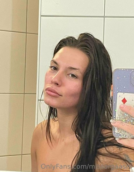 centerfold-onlyfans exklusive kunst archiv