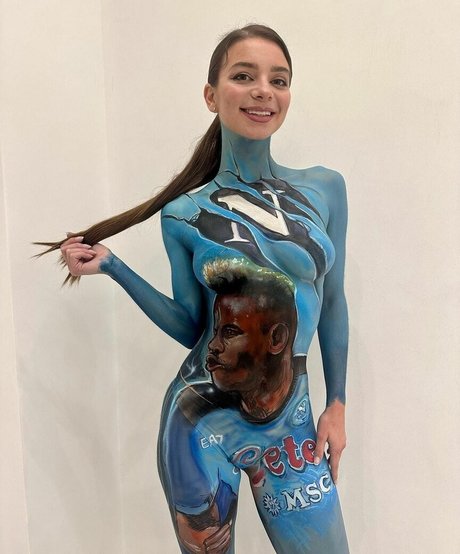 Carmen Caccavale kostenlose pornografische bilder