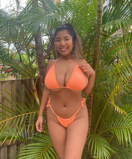 zierliche milf onlyfans sexy nackten fotos