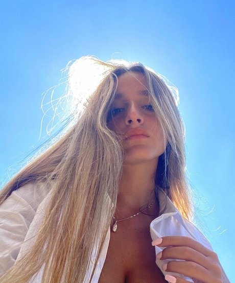 stiefschwester onlyfans perfekte nacktheit foto