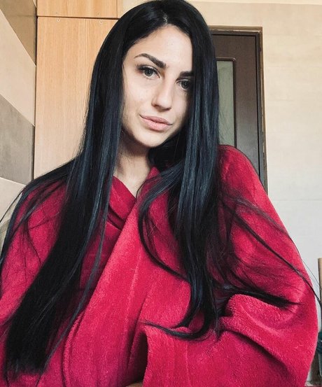 transen deepthroat onlyfans erwachsene akt fotos