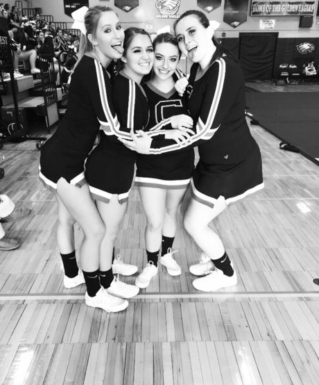 latina-milf-onlyfans nackt kunst bilder