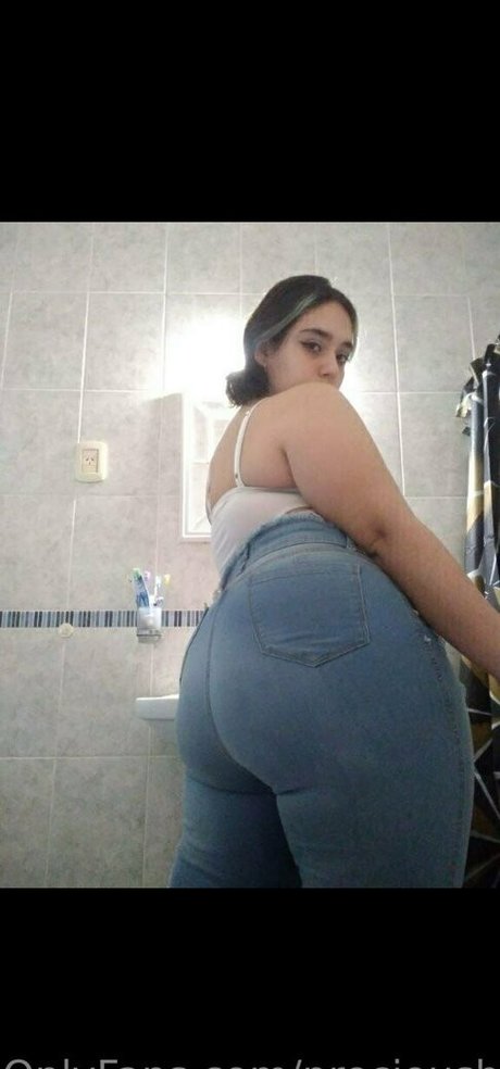 domina facesitting onlyfans nackt xxx bild