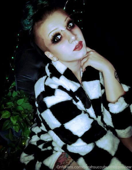 sarahsuccubusfreepreview freie nackte fotos