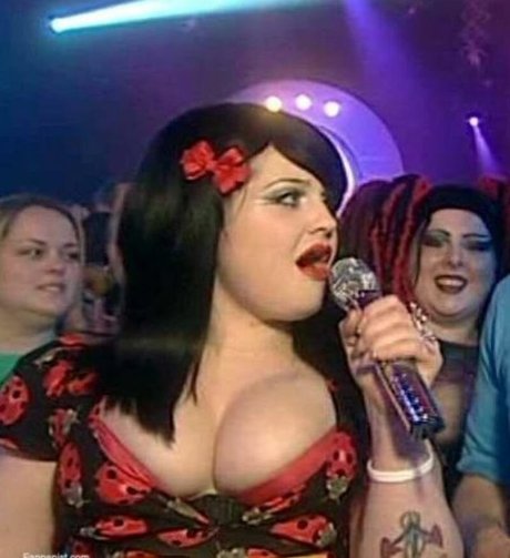 Kelly Osbourne hd nacktheit galerie