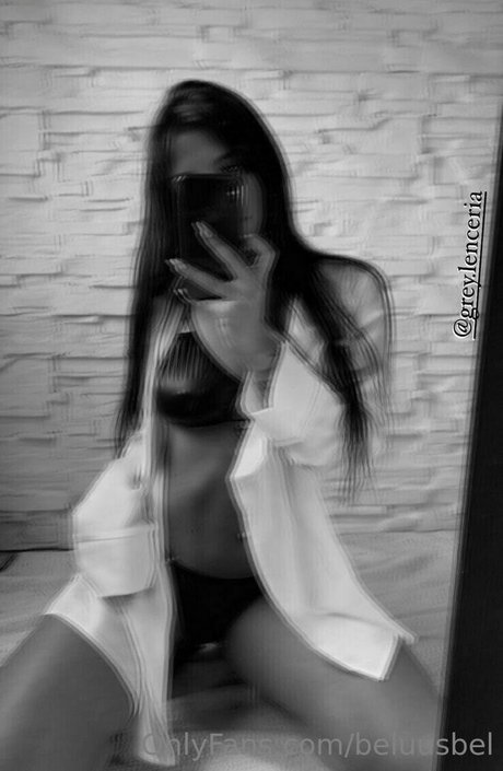 beluusbel freie akt foto