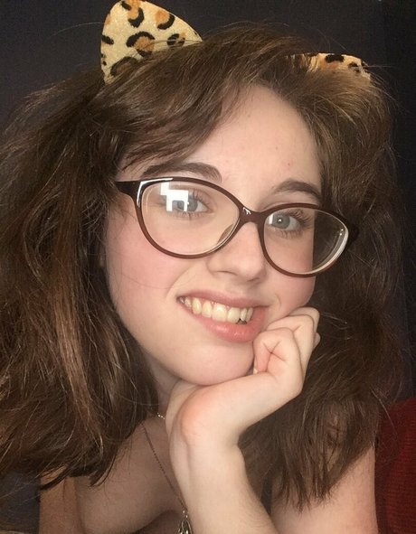 kitty pixy xxx nackte bild