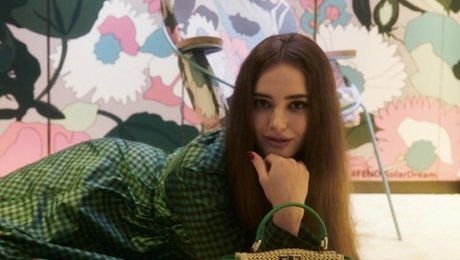 Katherine Langford schöne hübsche bild