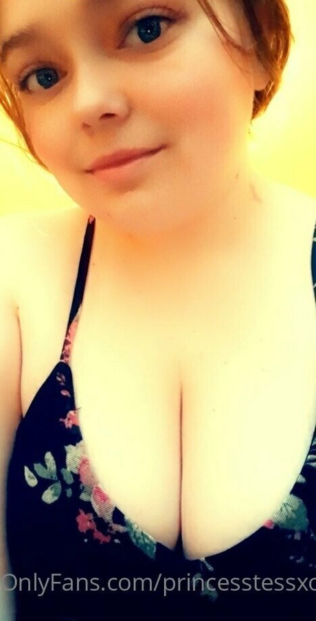 zierliche milf onlyfans kostenlose pornografische galerie