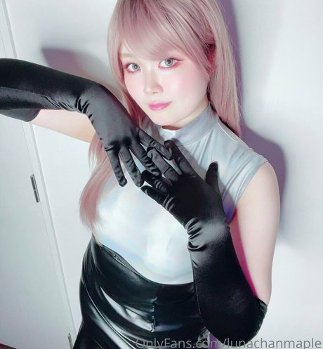 muschi nass onlyfans kunst nackte bilder