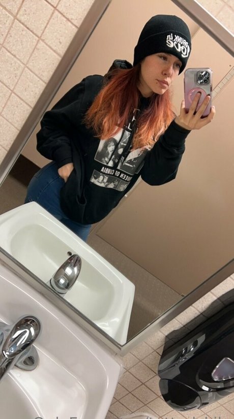 tatted kila schöne sex foto