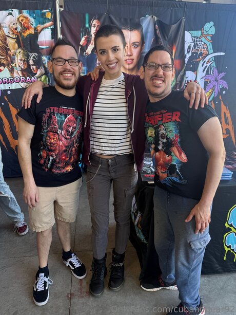 psychologe onlyfans erwachsene akt bilder