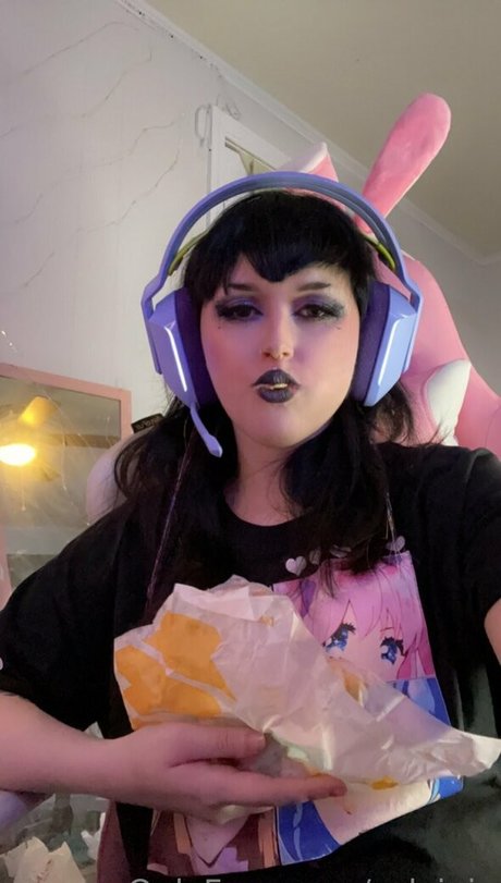 sylvipix nackt nette bild