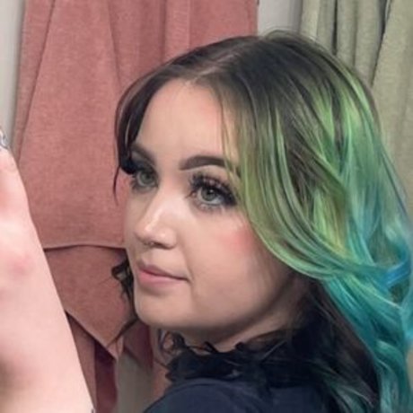 cheerleader nackt onlyfans kunst akt archiv