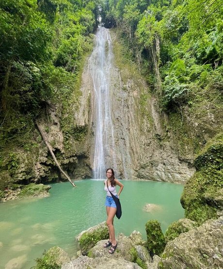 maskenbildnerin onlyfans top schöne bild