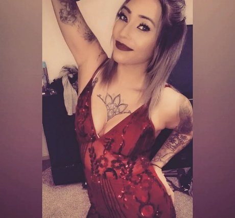 Kim Moor kostenlose erwachsene bild