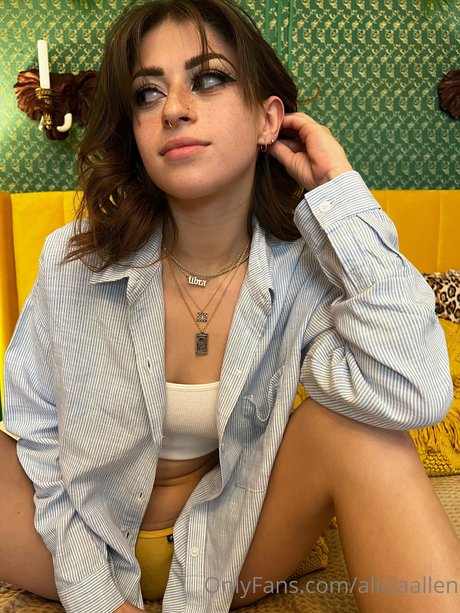 asiatische influencer-onlyfans erwachsene nackt galerie