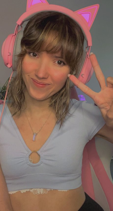 Strawberry Girl Kairi_ top erotische fotos