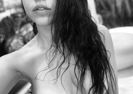 Abella Anderson kunst nacktheit galerien