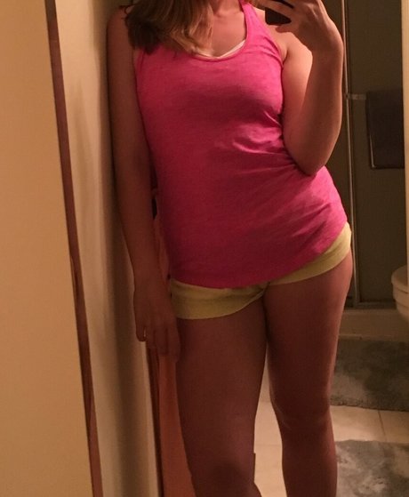 Emily Sequoia sexy hübsche galerie