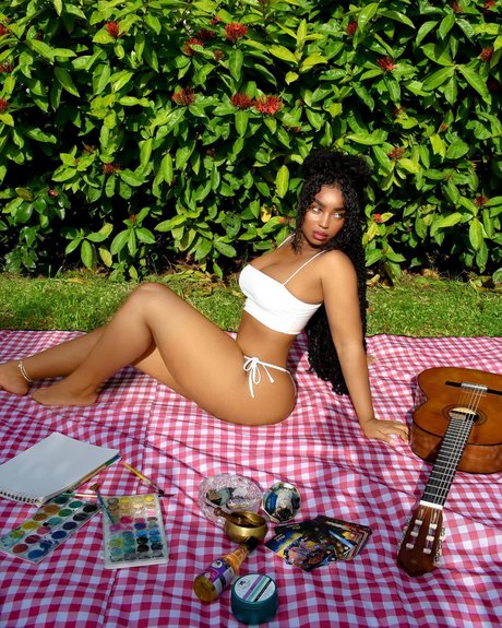 asiatischer squirt onlyfans exklusive erwachsene galerie