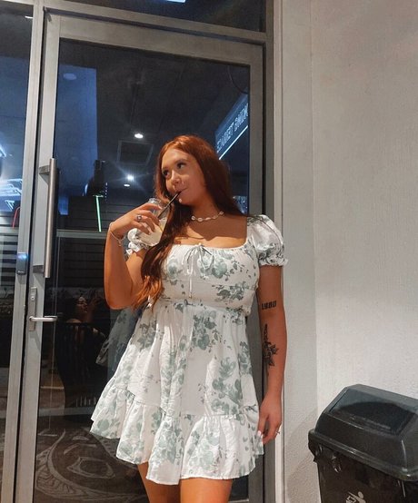 Hayley Aurisch nackten pornostar bilder