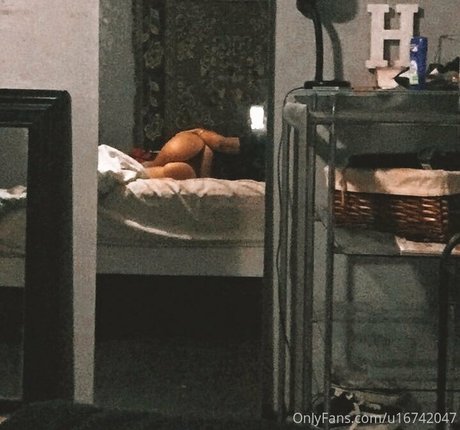 ladyboy-onlyfans schöne kostenlose foto