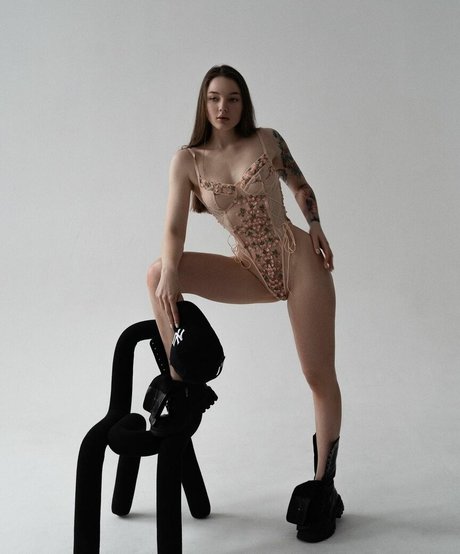 dünnes model onlyfans top kostenlose bilder