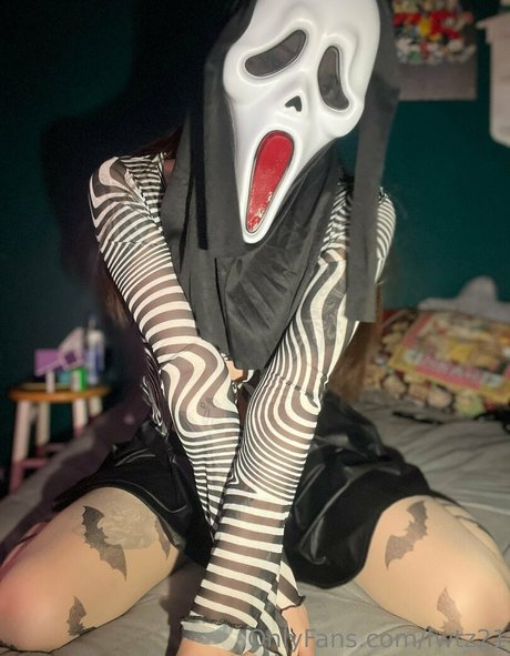 stiefschwester onlyfans hübsche archiv