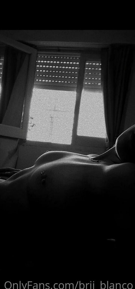 brii blanco hübsche exklusive fotos