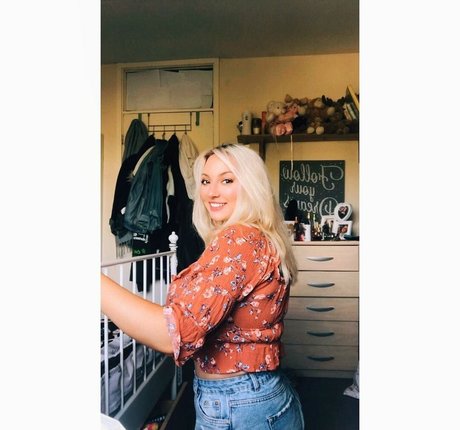 breite onlyfans kostenlose hd fotos