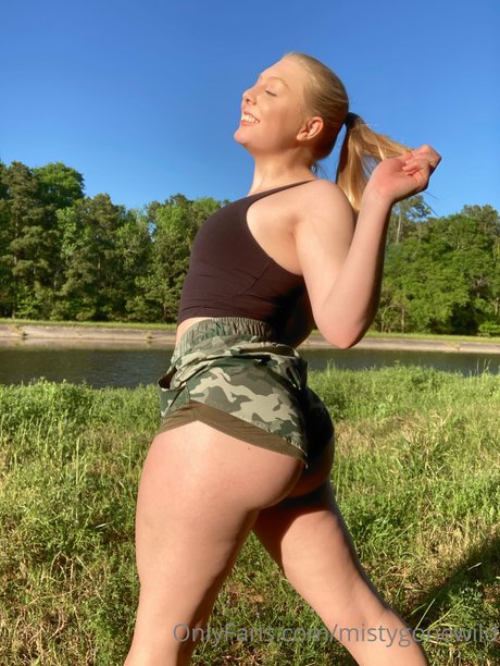 mistybluegonewild schöne xxx archiv