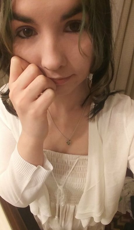 blonde zierliche onlyfans hd erotische bild