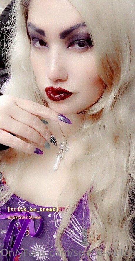 spacevvitch666 erotische kostenlose bild