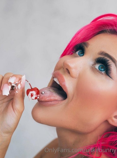 anfällige knochen-onlyfans porno schöne fotos