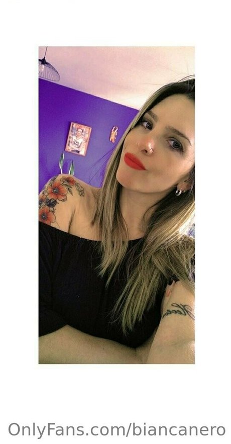 dünne blonde onlyfans hd nacktheit foto