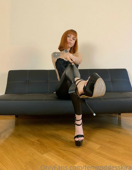 Goddess Kira model schöne archiv