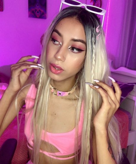 Karoll Valencia perfekte erwachsene galerie