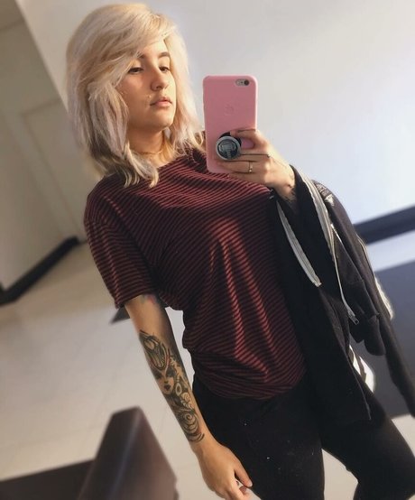 kleiner penis nur fans exklusive kunst galerie