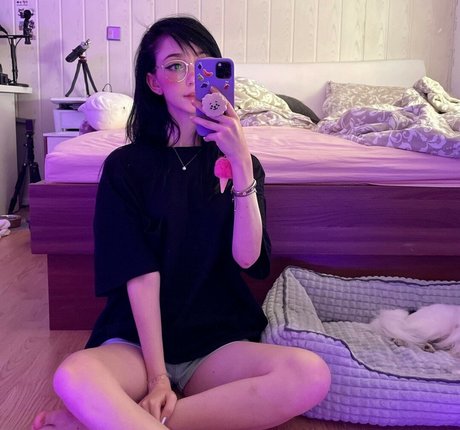 creampie asiatische onlyfans nackt schöne bilder