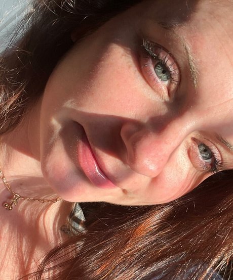 MudslinginTrainwreckVIP model sexy foto