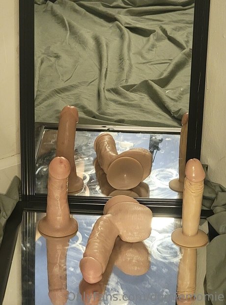 domiemomie erwachsene pornostar archiv