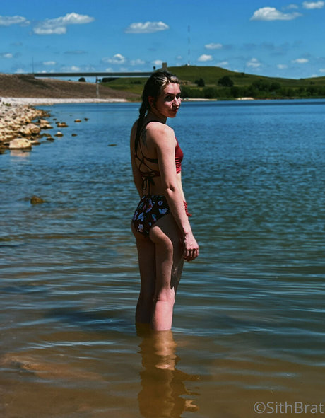 vollbusige brünette onlyfans porno nackt bilder