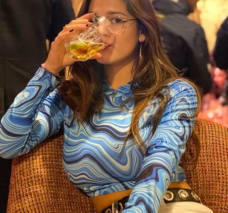 schwarze kätzchen-onlyfans heiße pornographische bild